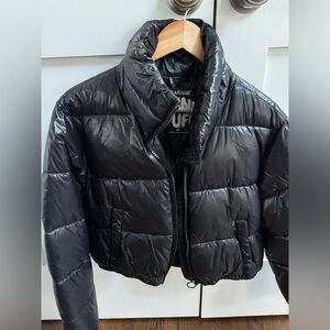 Garage cropped puffer size medium in black
